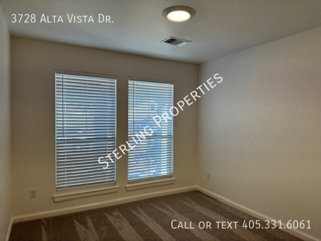 Building Photo - 3728 Alta Vis Dr
