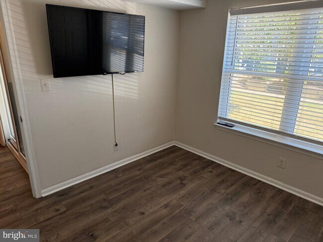 Building Photo - 13513 Orchard Dr