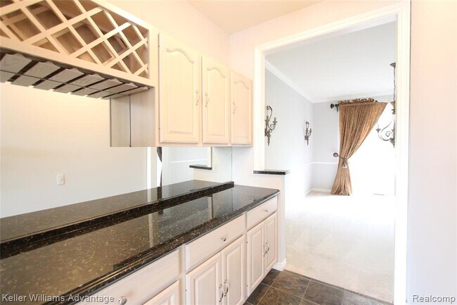 Building Photo - 18547 Clairmont Cir E