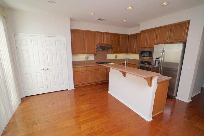 Building Photo - Creekside 4 Bedroom Home for Rent in Valen...