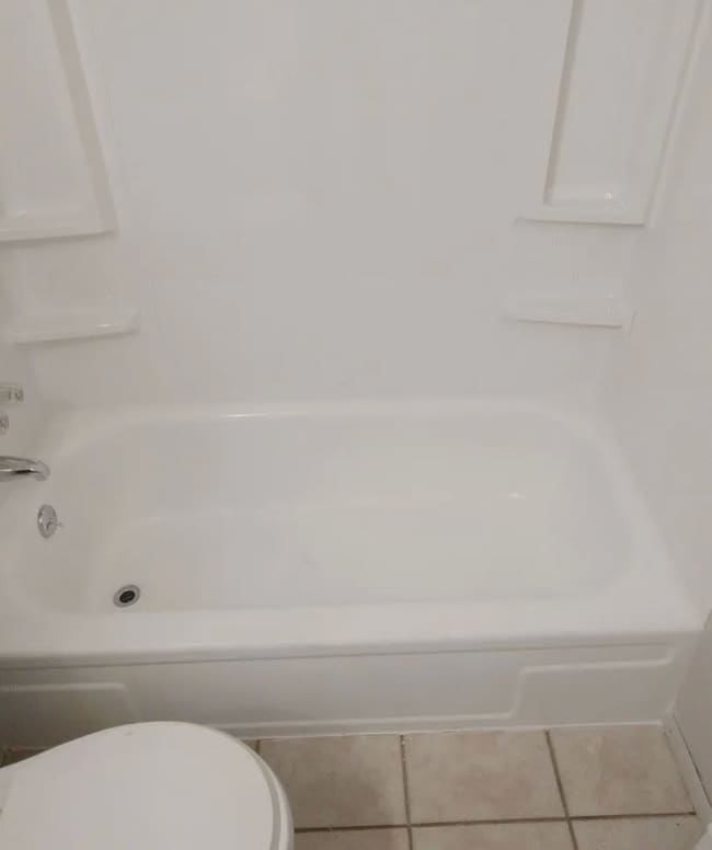 Building Photo - 2 Bed, 1 Bath Duplex