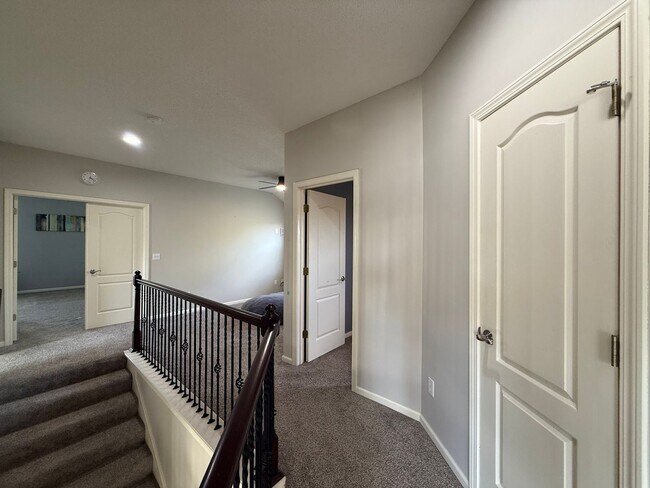 Building Photo - 13817 Hauser St