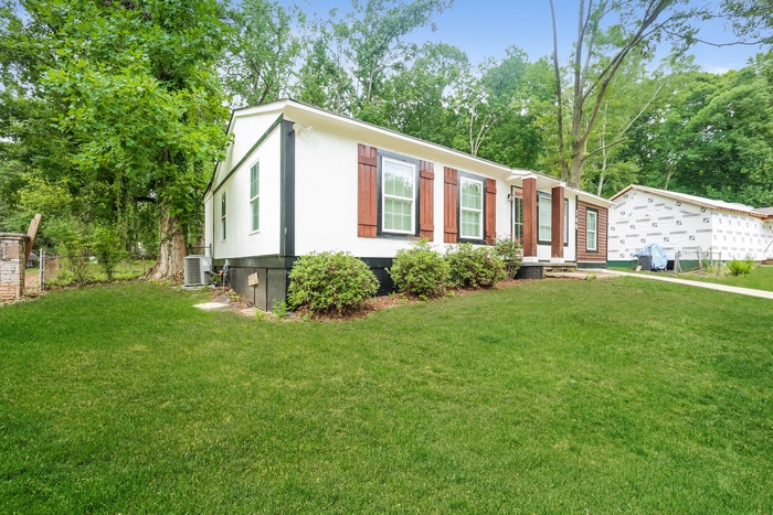 Building Photo - 766 Cascade Dr