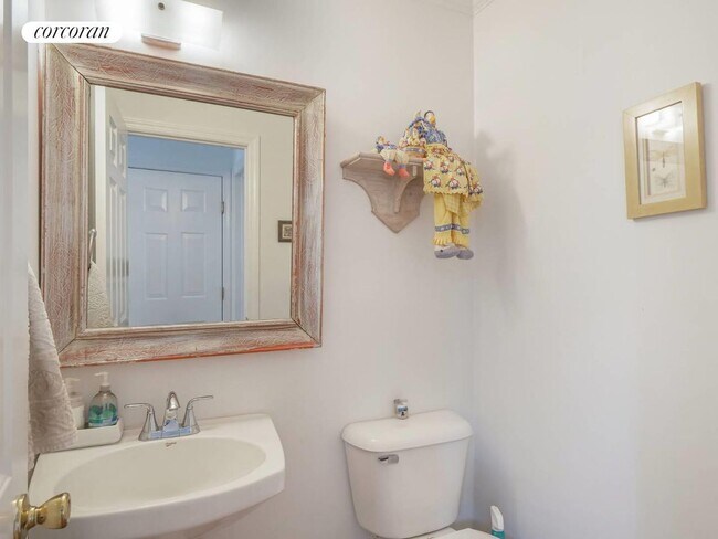 Building Photo - 84 Middle Hwy