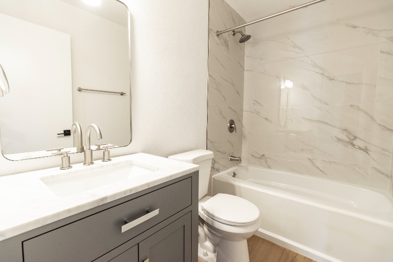 Building Photo - 10766 Parkdale Ave