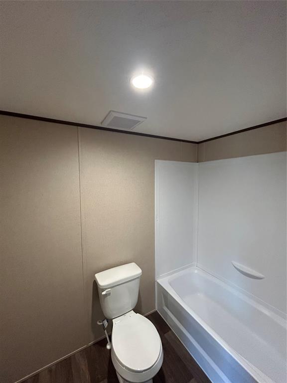 Building Photo - 258 Green Oaks Dr