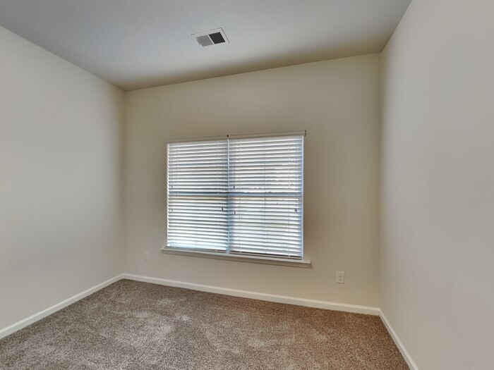 Building Photo - 224 St Andrews Pl Dr
