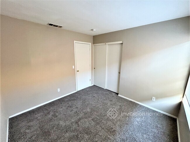 Building Photo - 18323 N 147th Dr