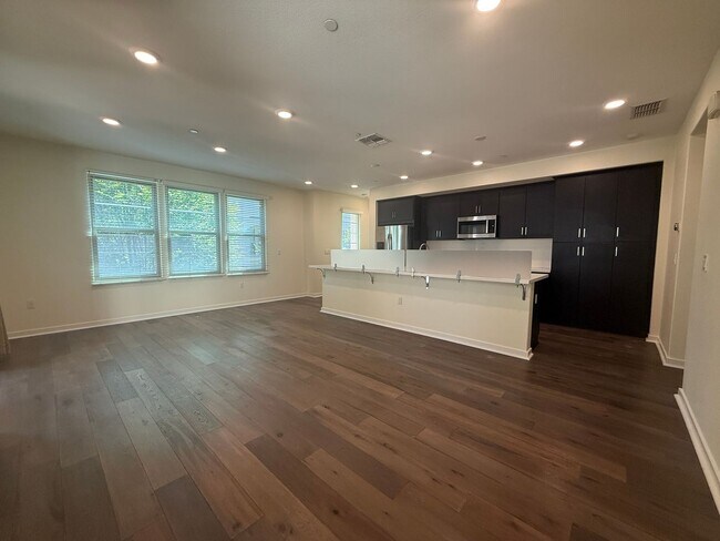 Building Photo - Beautiful North San Jose 4 Bedroom in Desirable Orchard Park Community!
