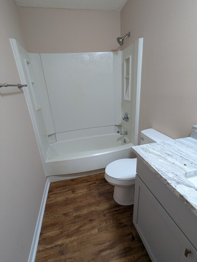 Building Photo - 6840 Blue Heron Blvd