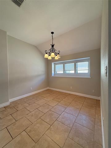 Building Photo - 213 Briarstone Dr