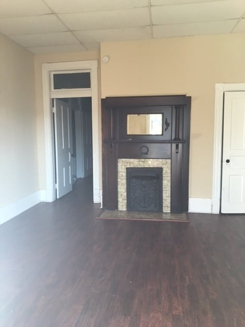 Building Photo - Charming One Bedroom/ One Bath Apartment, Walk to Edgehill Village, Minutes to Vandy/Belmont
