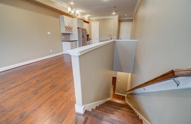 Building Photo - 510 Lovett Blvd
