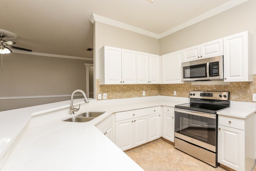 Building Photo - 2501 Tiger Maple Ct