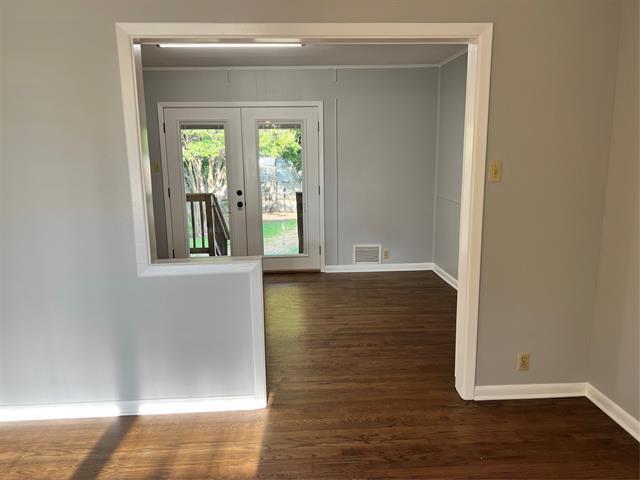 Building Photo - 1203 Blanton Dr