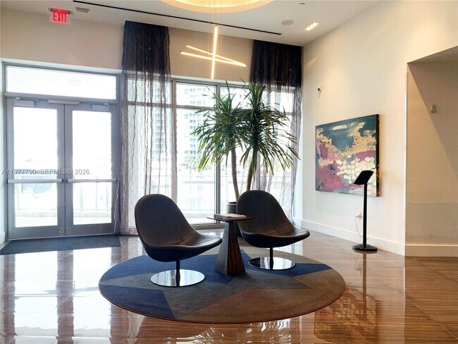 Building Photo - 17111 Biscayne Blvd