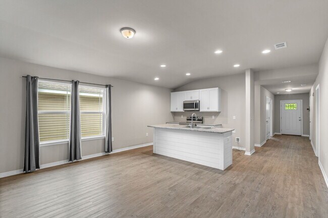 Building Photo - 3210 Electra Dr
