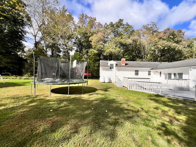 Building Photo - 267 Thunder Hill Dr