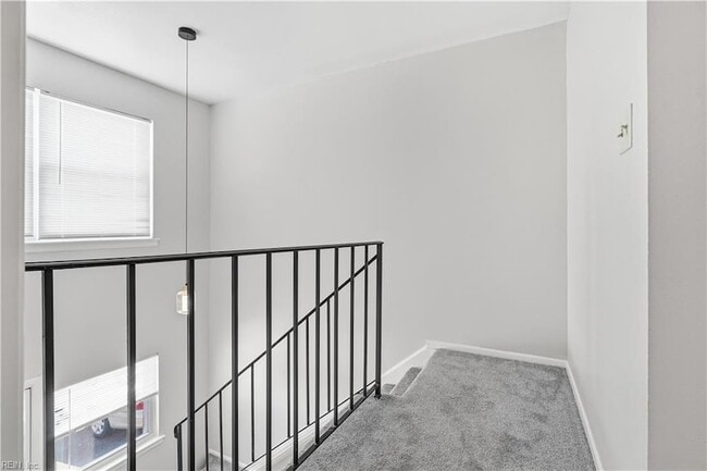 Building Photo - 1261 Clydesdale Ln