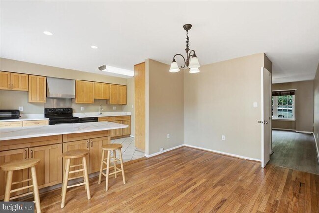 Building Photo - 6168 Forest Creek Ct
