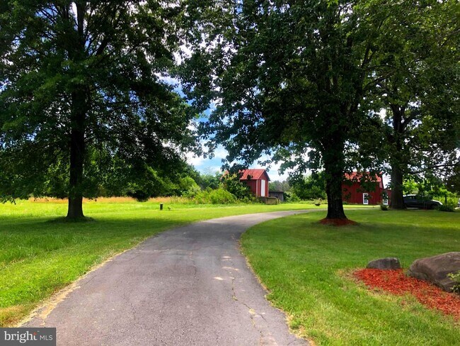 Building Photo - 9034 Burwell Rd