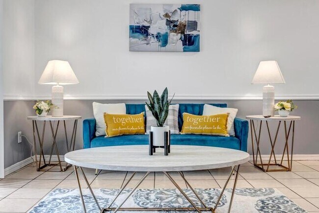 Building Photo - 111 E 1st St