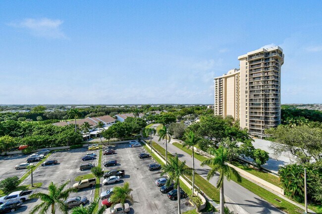 Building Photo - AVAILABLE SOON....Spectacular 2-Bed/2-Bath...