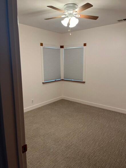 Smaller Bedroom with Carpet - 15242 S Wilkie Ave