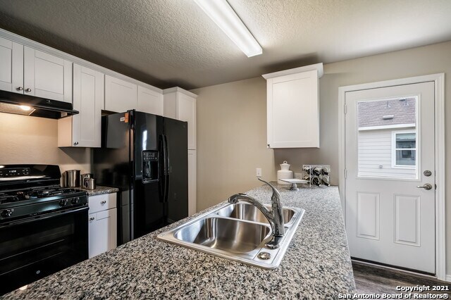 Building Photo - 10538 Varmus Dr