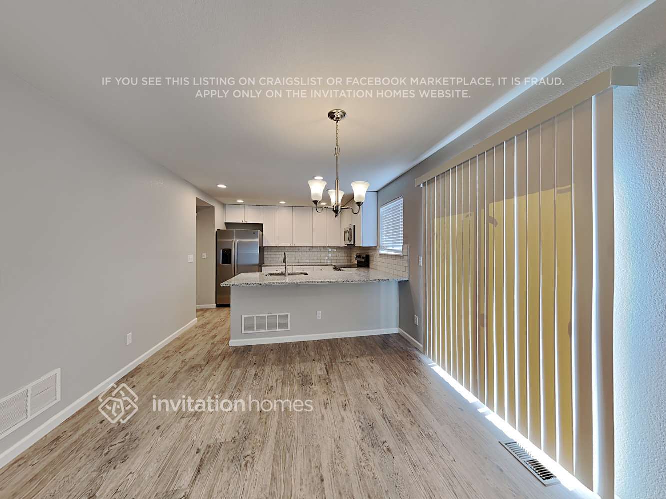 Building Photo - 8151 Meadowcrest Dr