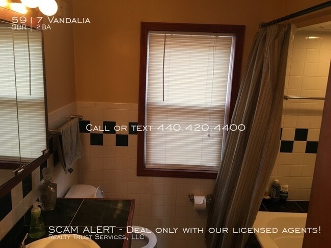 Building Photo - 5917 Vandalia Ave