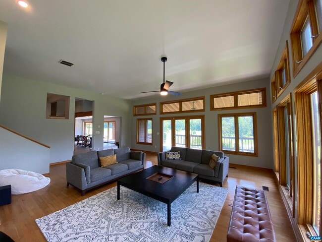 Building Photo - 2525 Ridge Rd