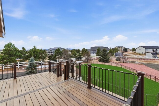 Building Photo - Woodman Hills 4 bdrm rancher