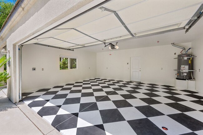 Building Photo - Beautiful Custom Built, Two-Story Home on ...