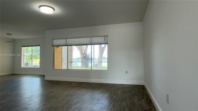 Building Photo - 2445 NW 33rd St