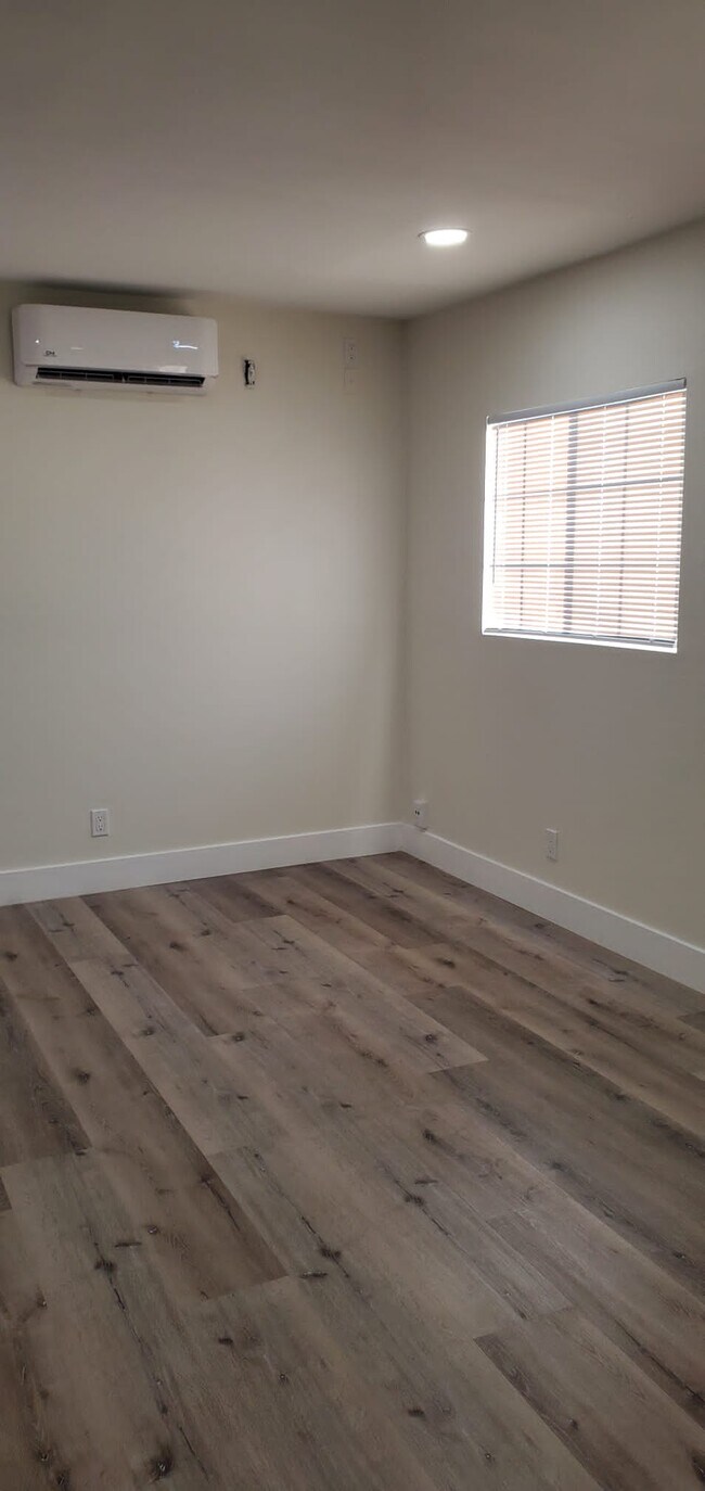 Building Photo - 12402 Killion St