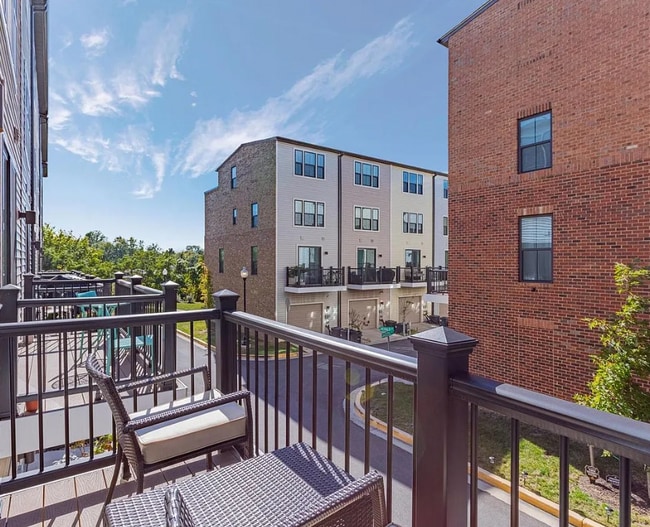 Building Photo - 6215 Herald St