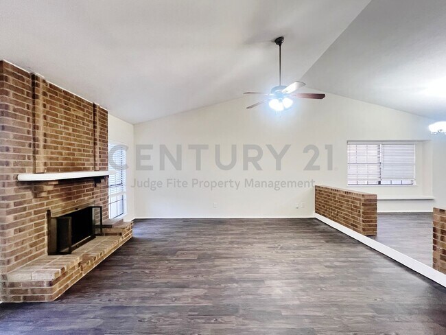 Building Photo - Lovely 3/2/2 in Allen For Rent!