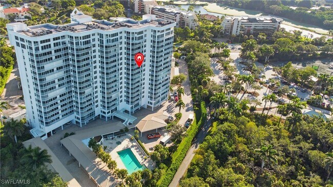 Building Photo - 6361 Pelican Bay Blvd