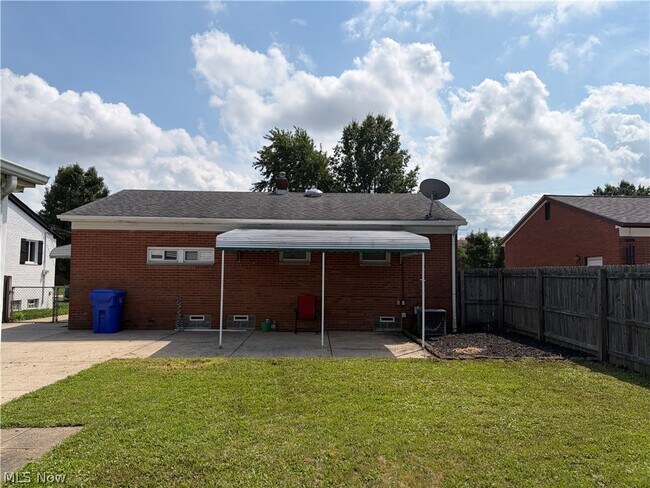 Building Photo - 14316 Parkman Blvd