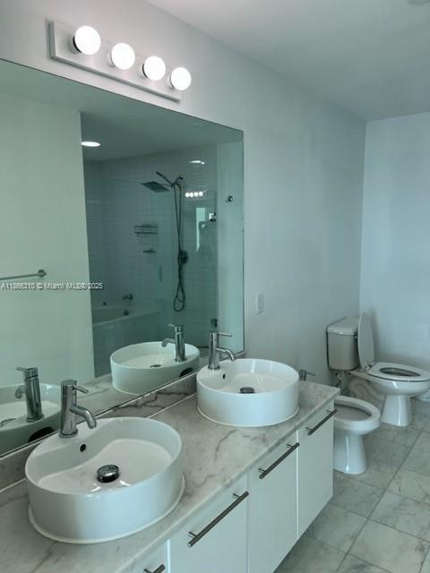 Building Photo - 888 Biscayne Blvd