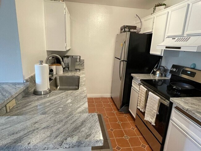 Building Photo - 6191 Rancho Mission Rd