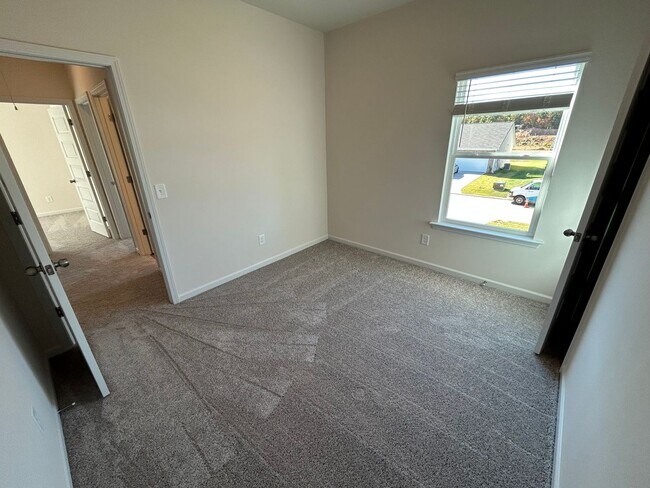 Building Photo - New 4/2.5 House in Longbrook $1,995