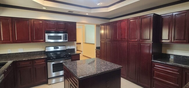 Building Photo - 79860 Fiesta Dr
