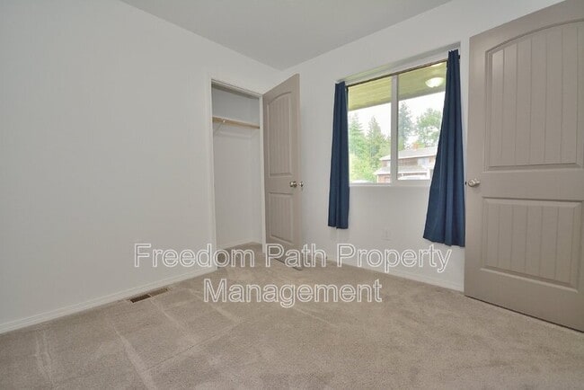 Building Photo - 316 Ashlin Ct