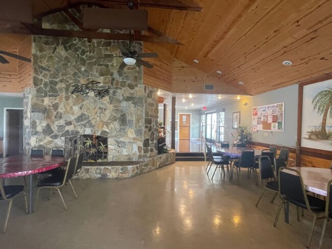 Building Photo - 7950 FL-78