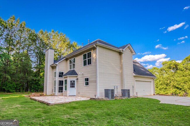 Building Photo - 4085 Fawn Valley Dr