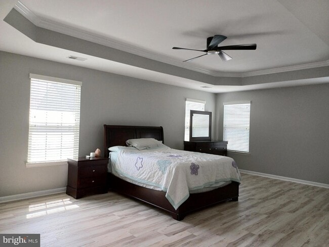 Building Photo - 25501 Emerson Oaks Dr