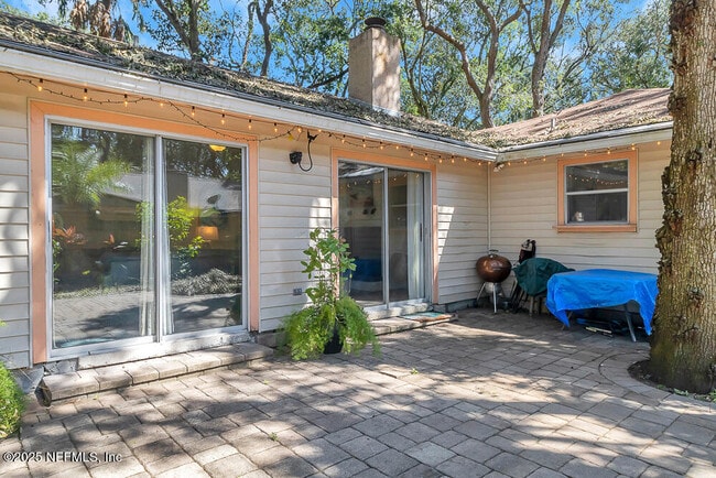 Building Photo - 1908 Sea Oats Dr