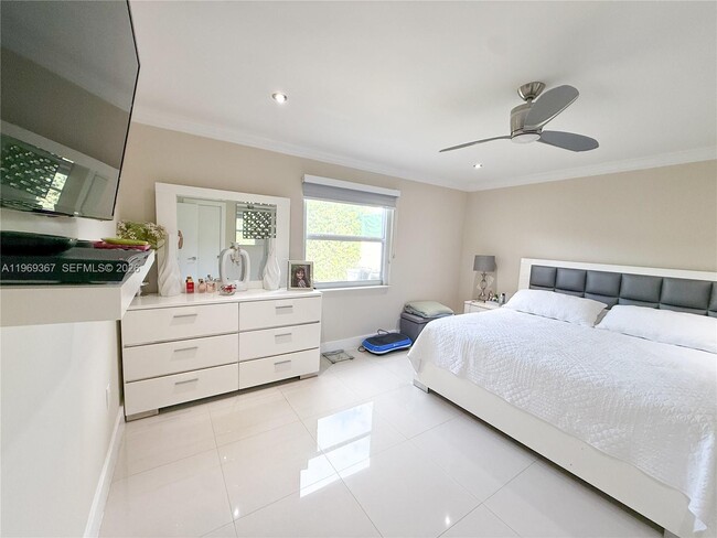 Building Photo - 14911 SW 88th Terrace